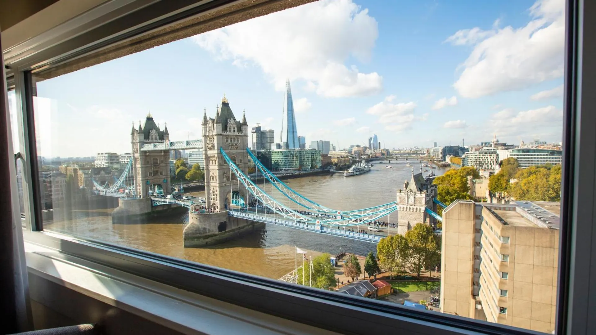 The Tower Hotel, By Thistle London Hotel